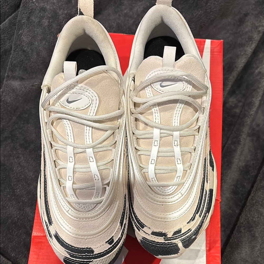 Nike Beige and Black Air Max Sneakers